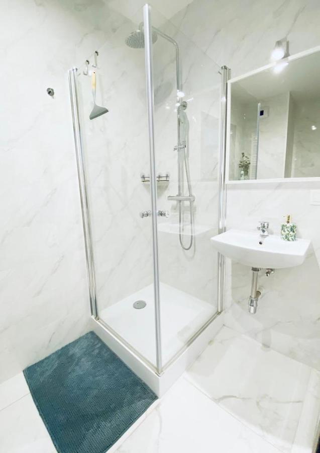 Apartament Z Widokiem Na Morze 格但斯克 外观 照片